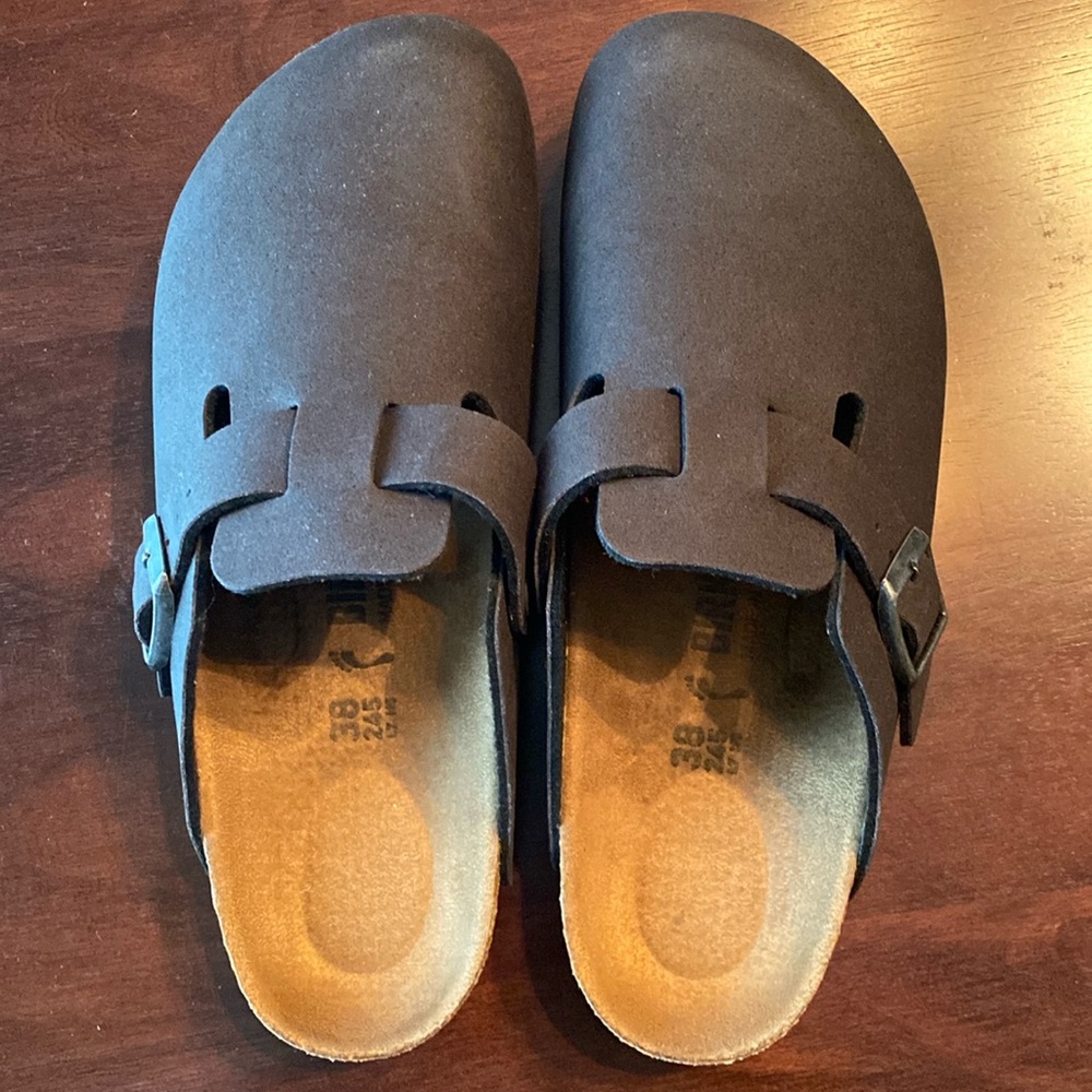 Black Birkenstock clog.  Size 38 regular, normal footbed.